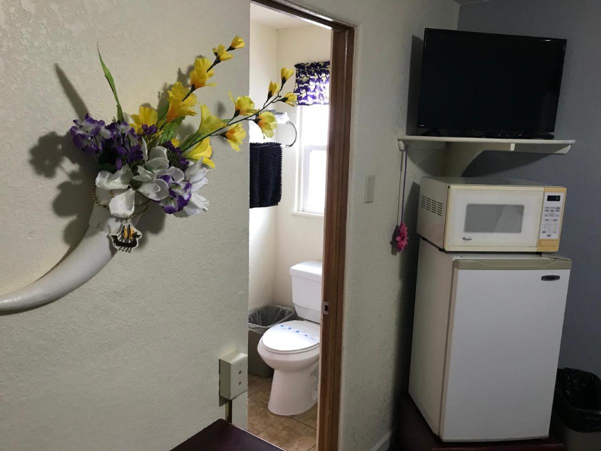 Highland Court Motel Fairmont Esterno foto
