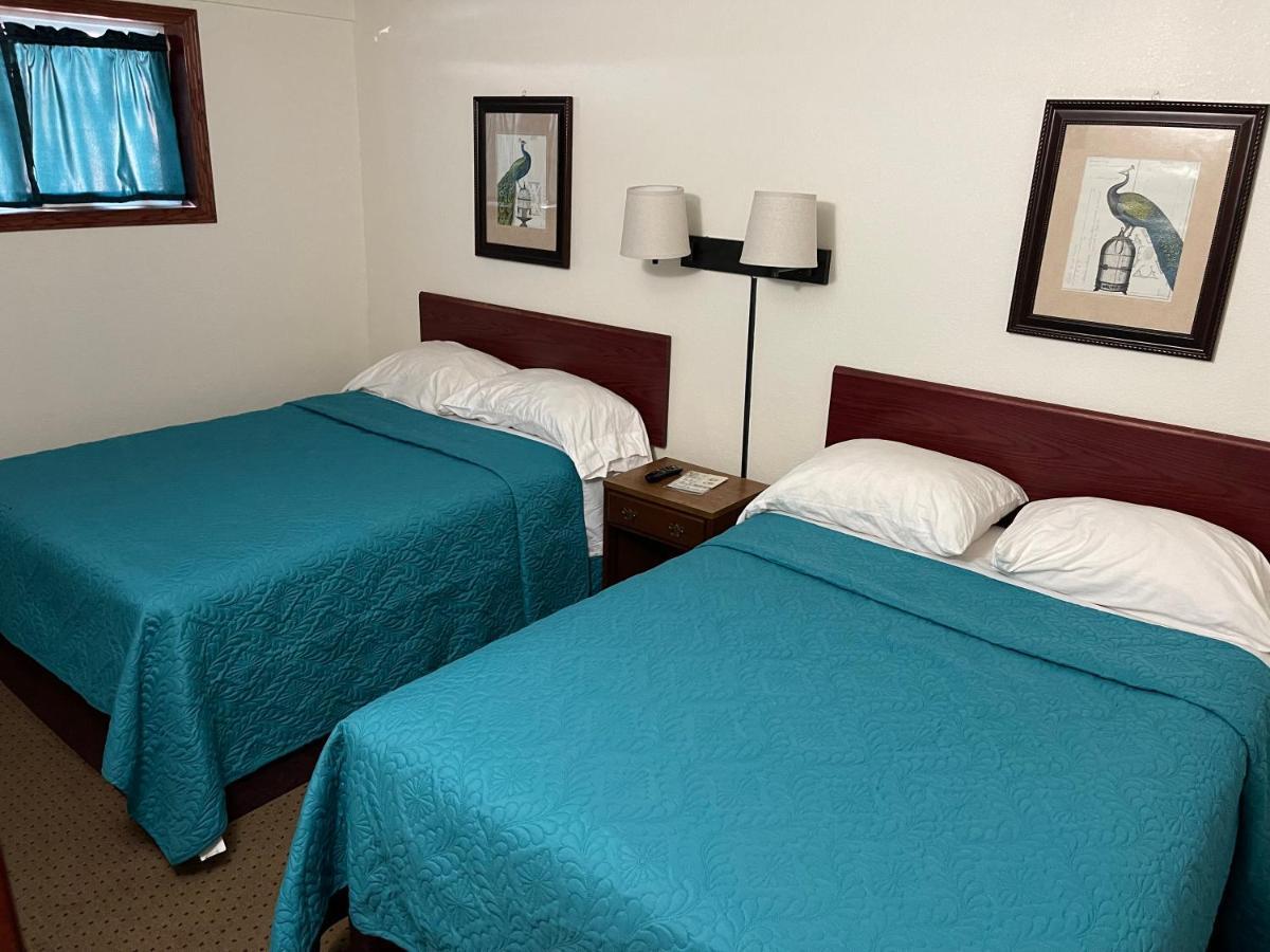 Highland Court Motel Fairmont Esterno foto