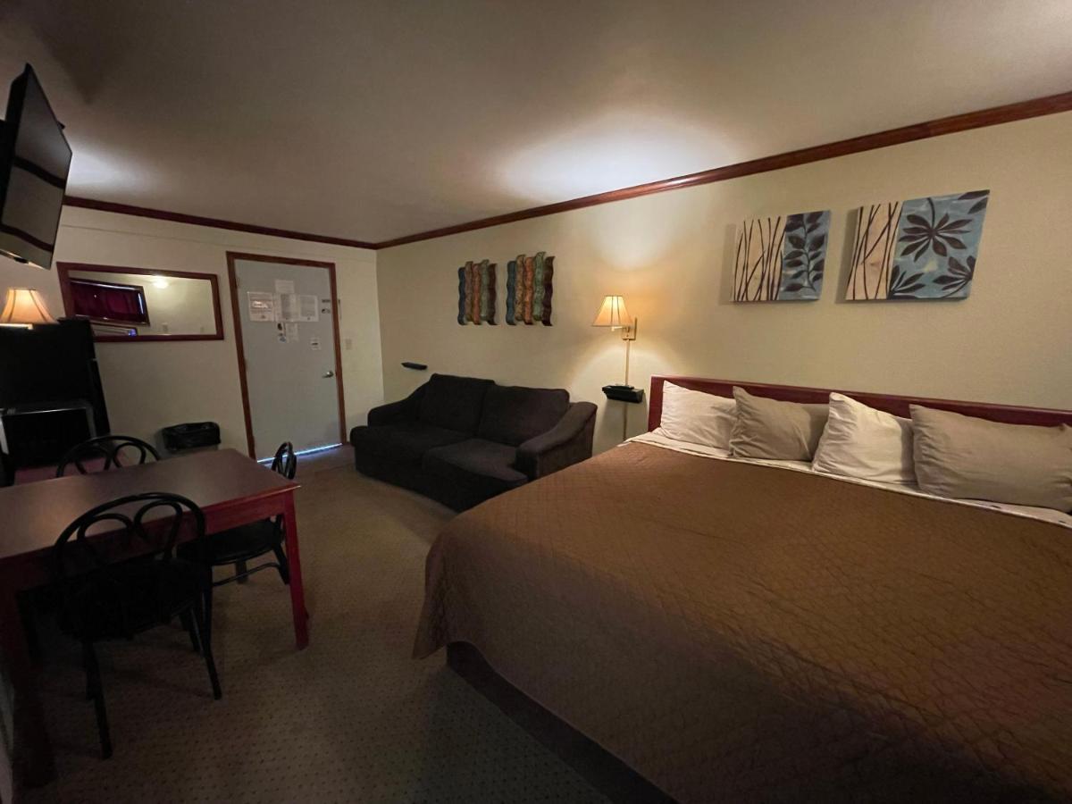 Highland Court Motel Fairmont Esterno foto