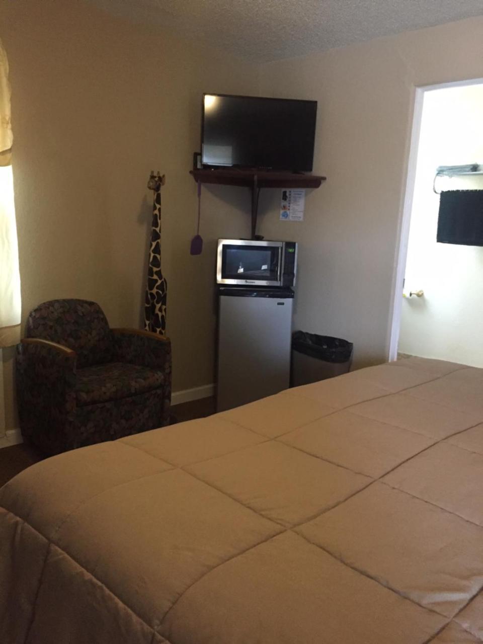 Highland Court Motel Fairmont Esterno foto